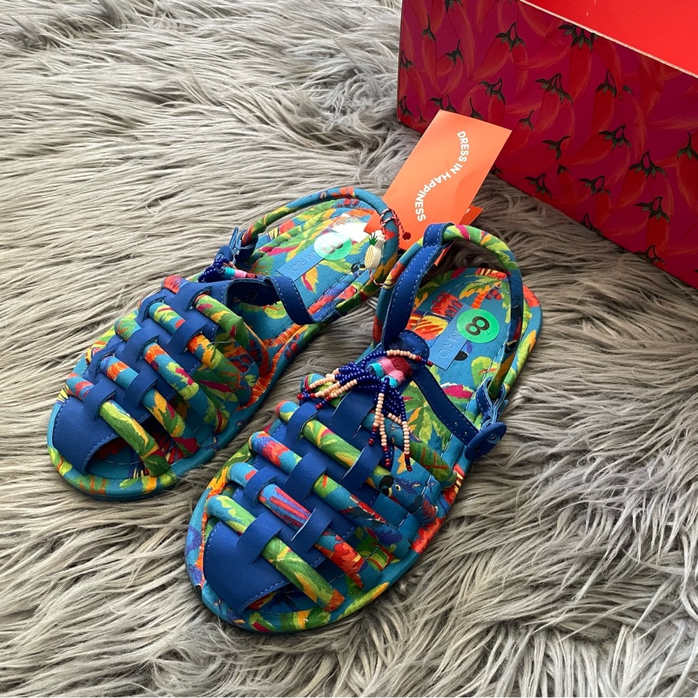 FARM RIO macaw tube strap sandal
